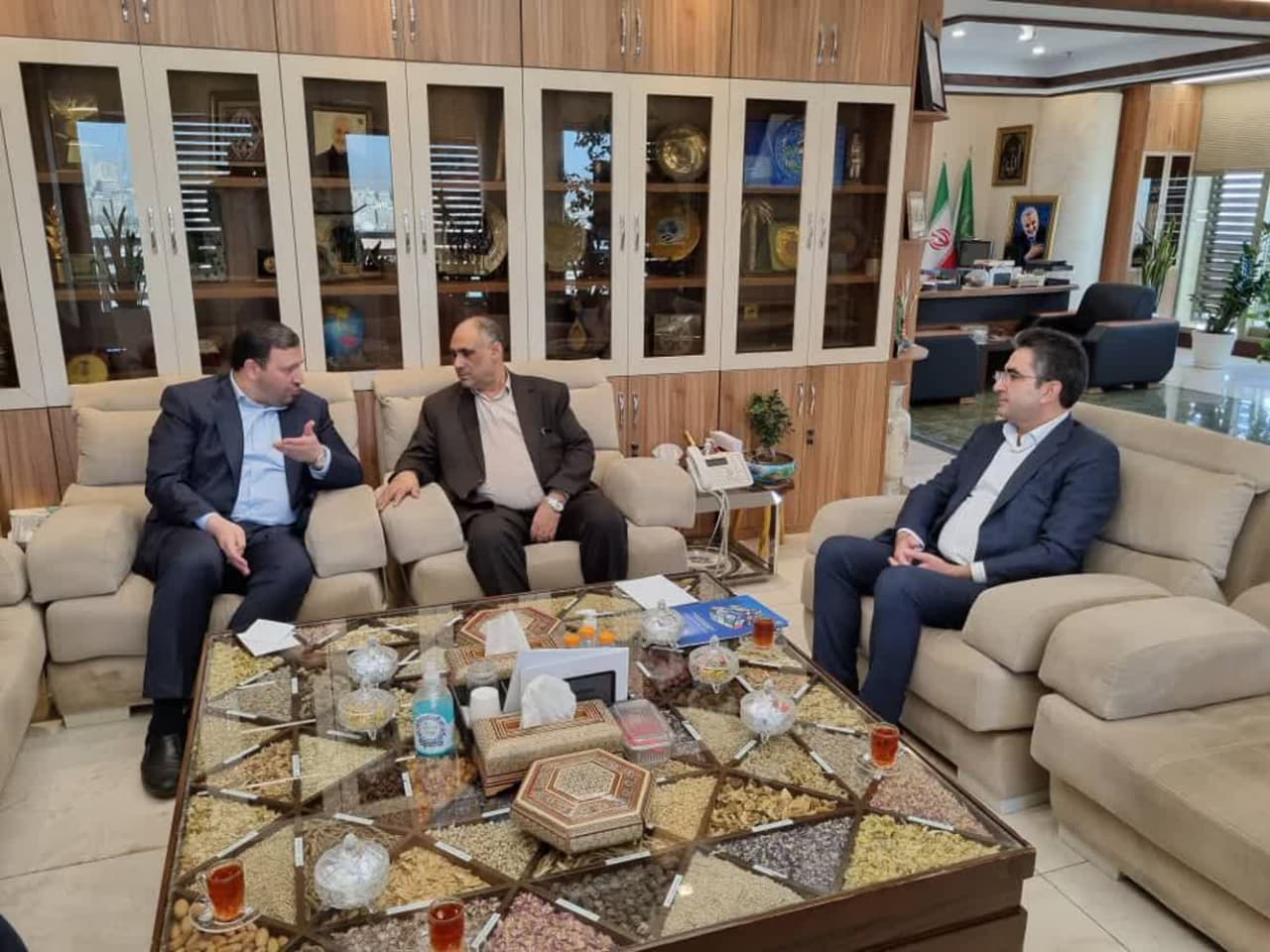 رئیس شورای ملی نخود ایران
وزارت جهاد کشاورزی
نماینده مردم کرمانشاه در مجلس شورای اسلامی